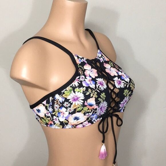 Kenneth Cole Reaction hi-neck floral bikini top. - Picture 3 of 6